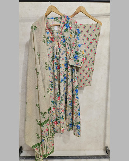 Ivory White Floral Printed Cotton Kurta Set