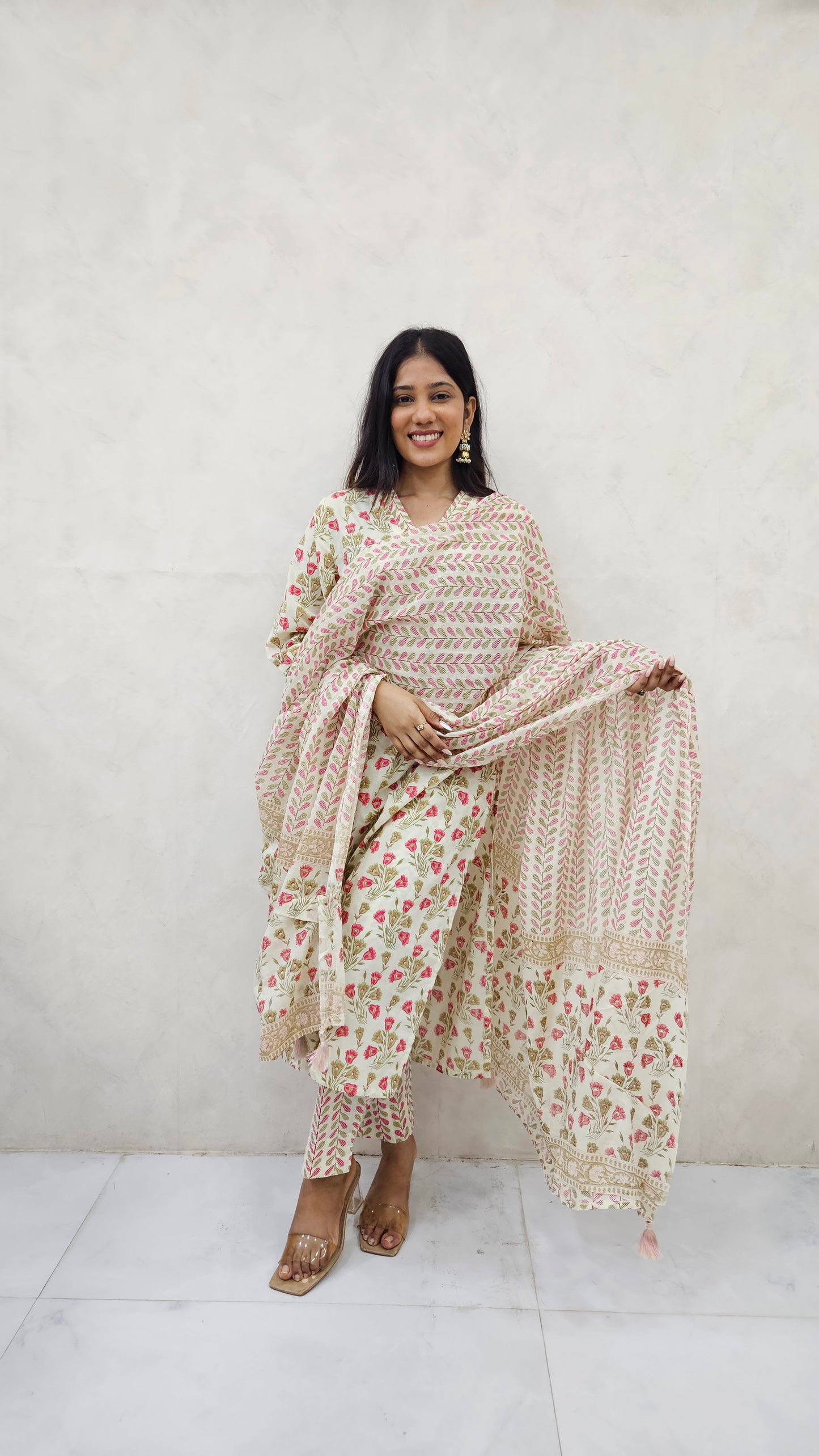 IVORY PINK FLORAL COTTON KURTA SET