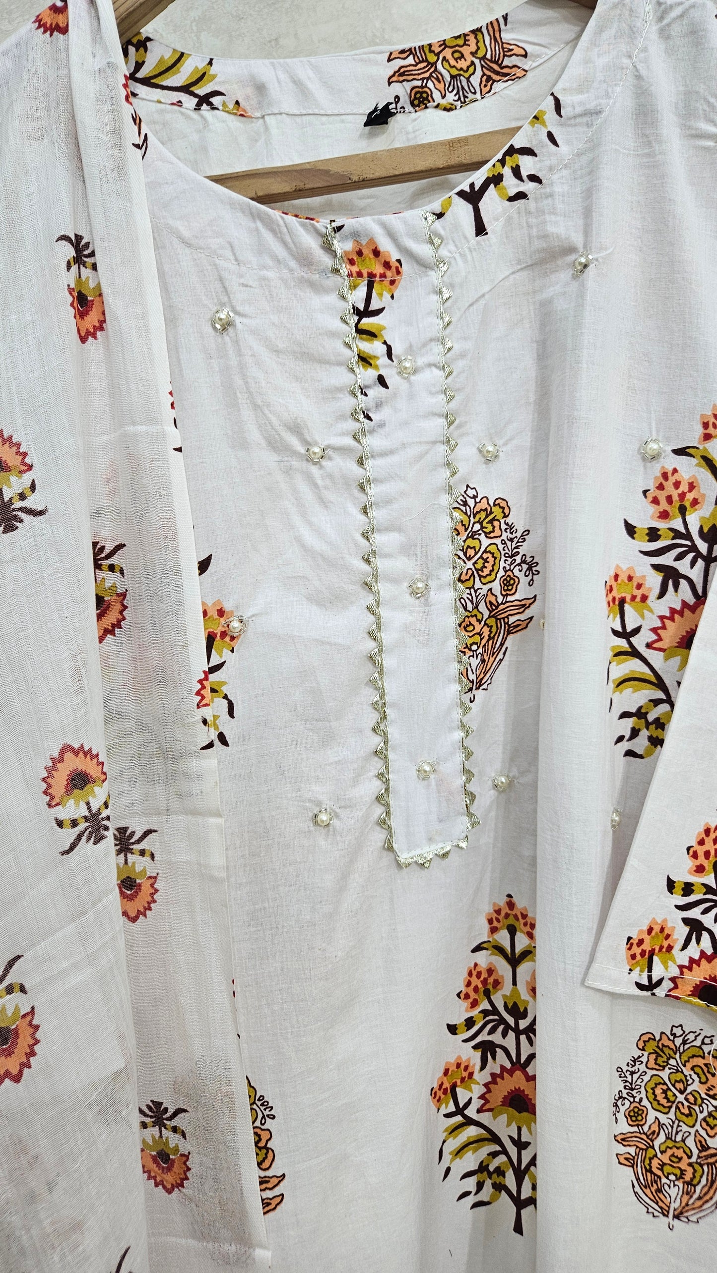 WHITE BLOCK PRINTED COTTON KURTA SET