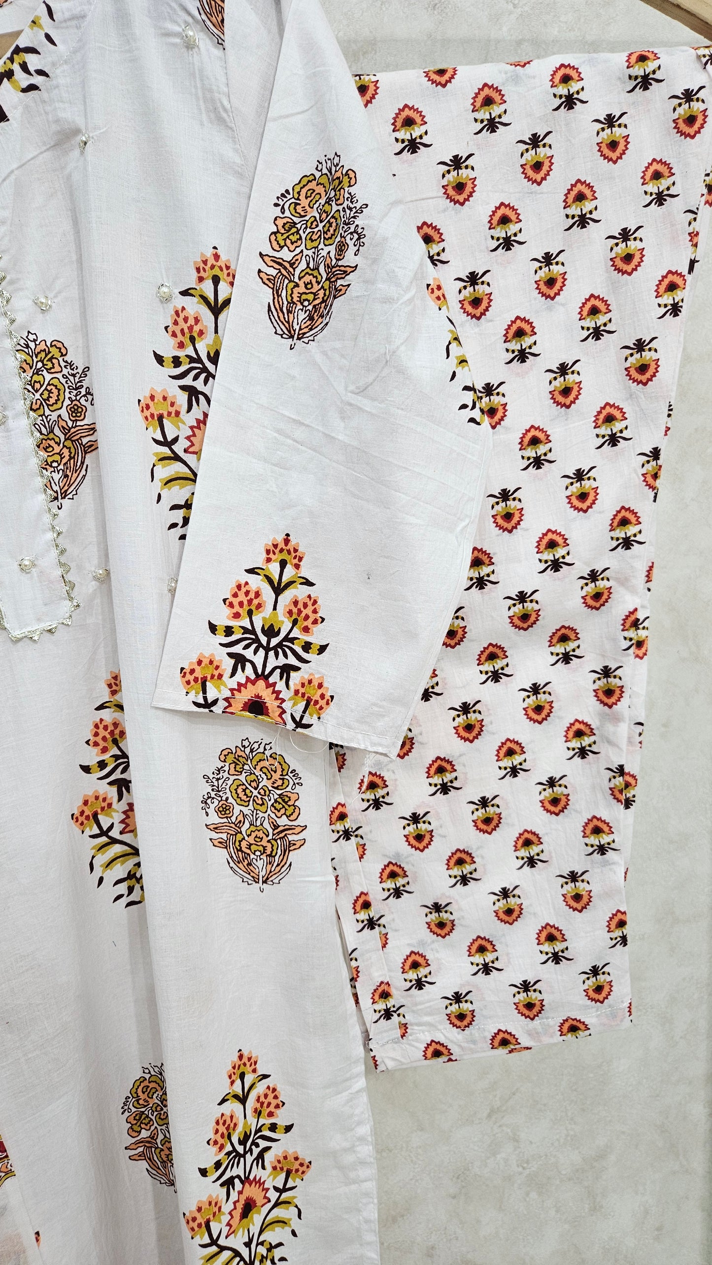 WHITE BLOCK PRINTED COTTON KURTA SET