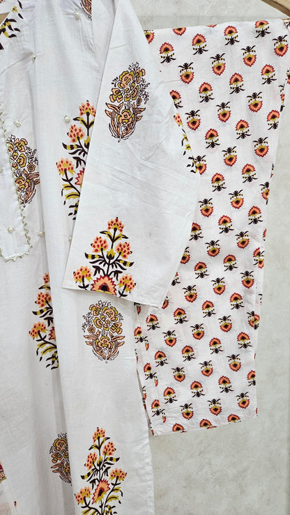 WHITE BLOCK PRINTED COTTON KURTA SET